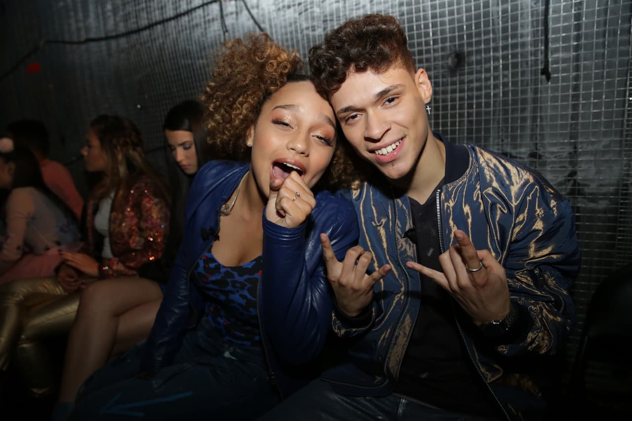 ¿Qué tal una canción Alondra? Garmandy te lo agradecerá muy sonriente.