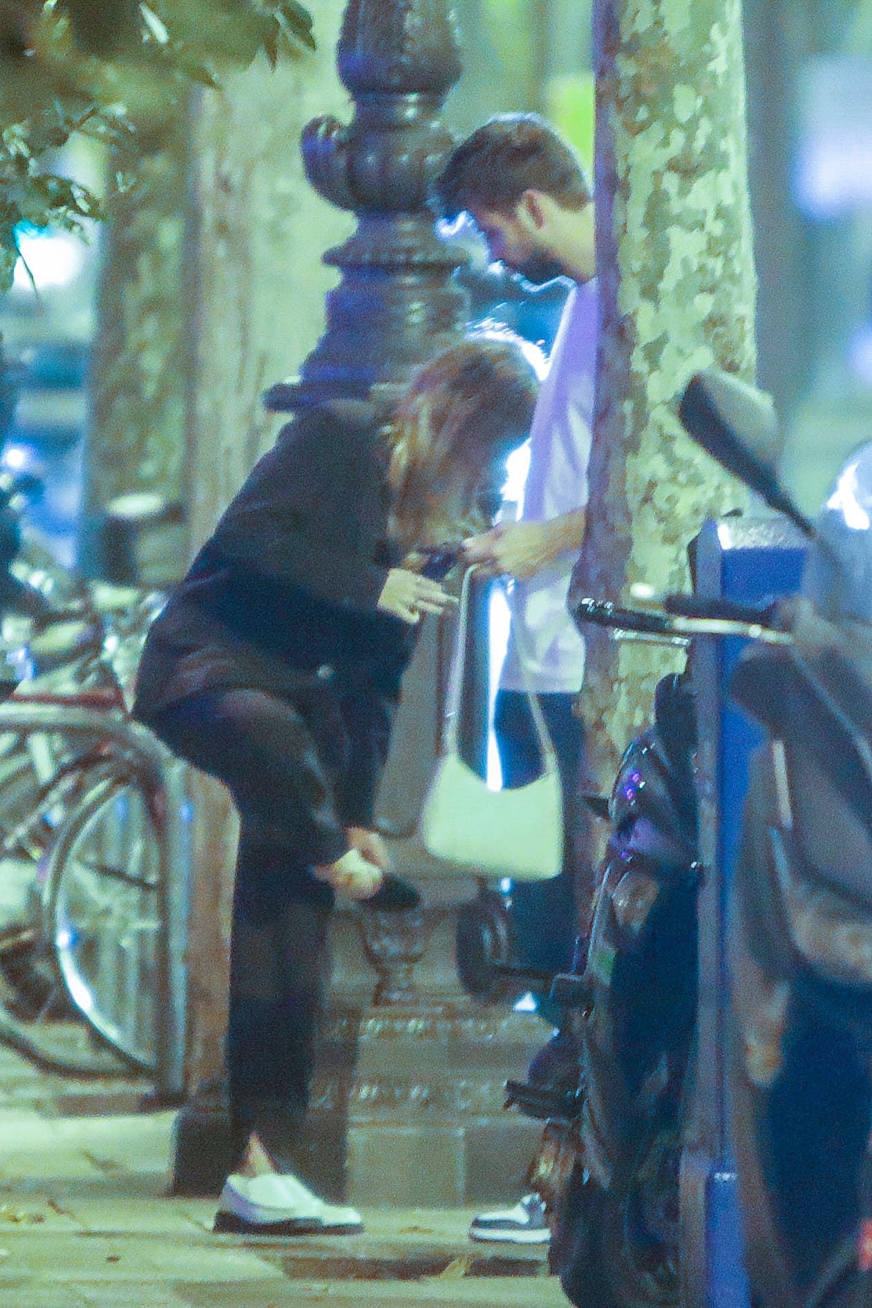 Esta salida se produce una semana después de que Piqué y Shakira pactaran cómo será la 
<a href="https://www.univision.com/famosos/shakira-pique-ninera-hijos-milan-sasha-fotos">guarda de Milan y Sasha</a>.