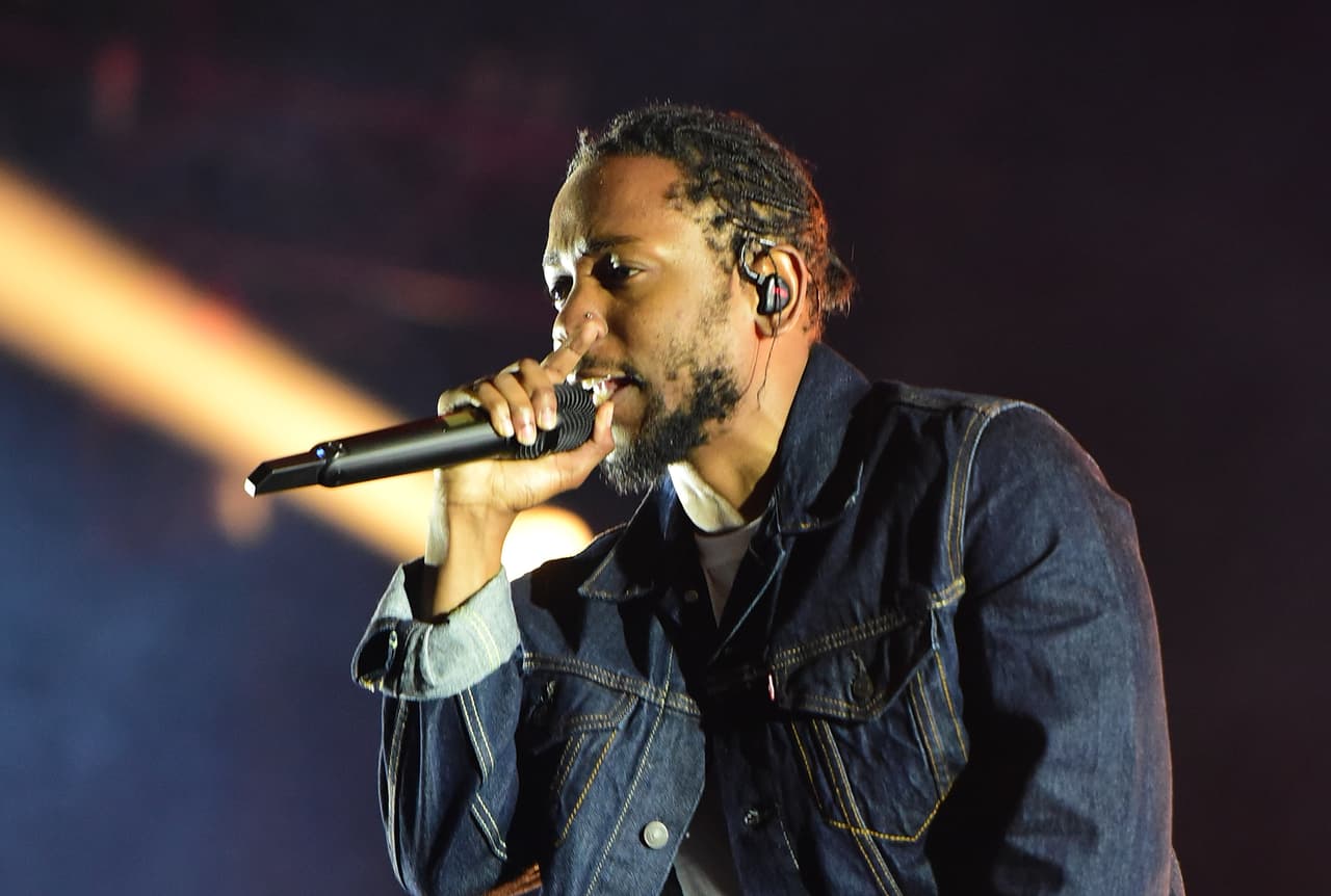 Kendrick Lamar gives a surprise van to disabled fan