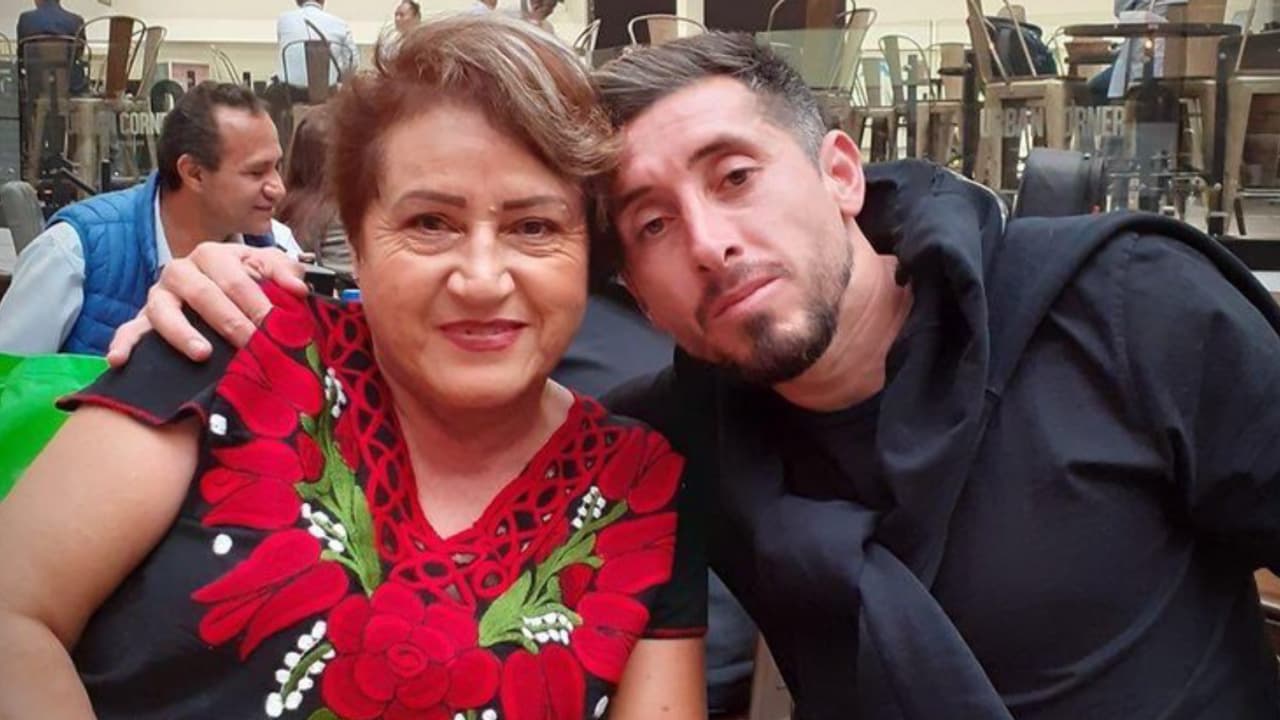 Mamá de Héctor Herrera muere a causa del COVID-19