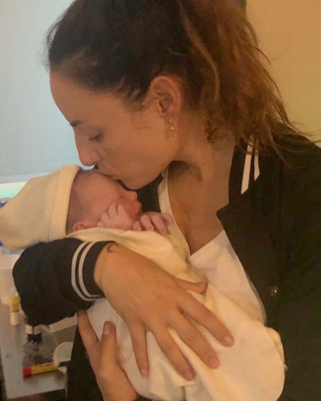 La orgullosa tía de Luka, Marimar Vega, eligió compartir esta instantánea en la que se puede leer: "¡Y esta cosita hermosa es mi sobrino! ¡Y me hizo vivir una de las experiencias más hermosas de mi vida! ¡Bienvenido, Luka!".