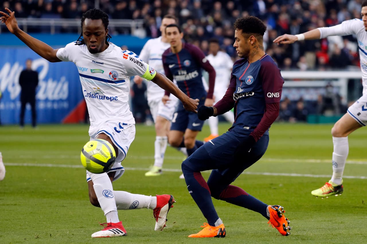 La segunda anotación la puso Neymar Jr. al minuto 21 después de una buena jugada individual.