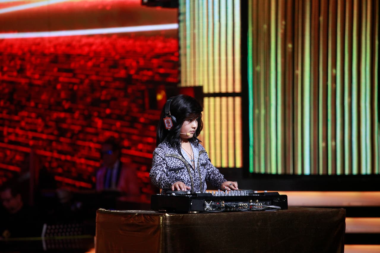 En esa ocasión se realizó el primer trenecito de baile de la temporada.