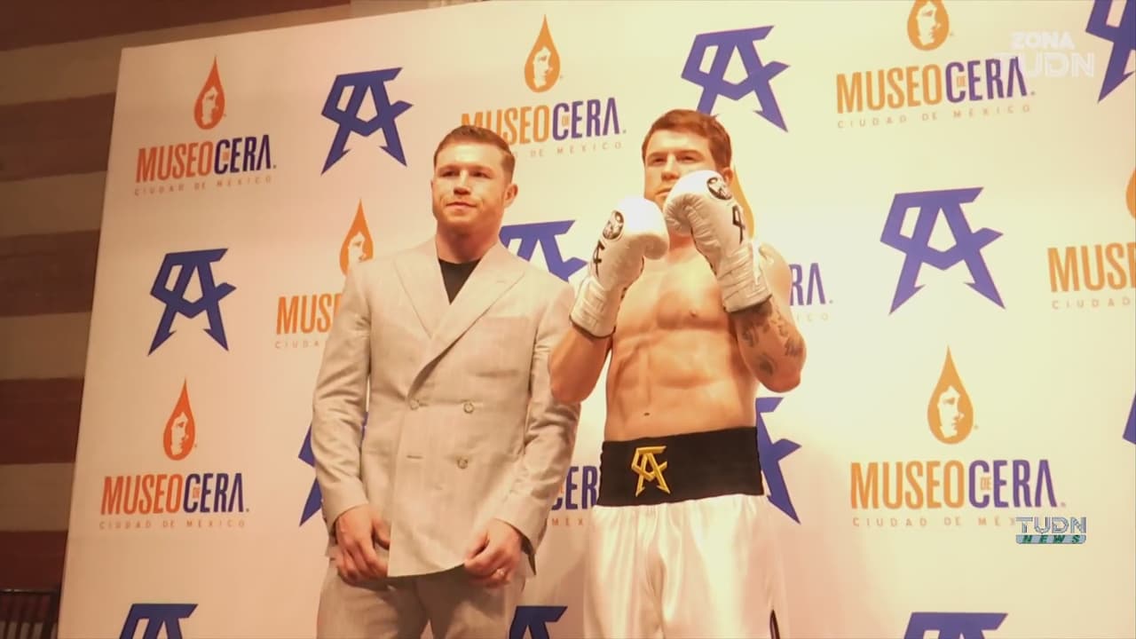 ¡Inmortalizado! Canelo devela su figura de cera en México