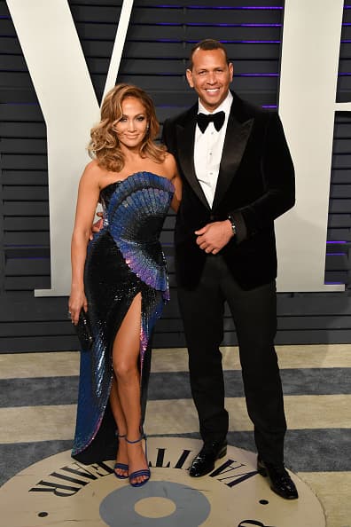 JLo y A-Rod 
<b><a href="https://www.univision.com/famosos/jennifer-lopez-responde-si-ya-tiene-fecha-para-su-boda-con-a-rod-fotos">se comprometieron</a></b> el mes pasado, pero hasta ahora no existe una fecha exacta para la boda.