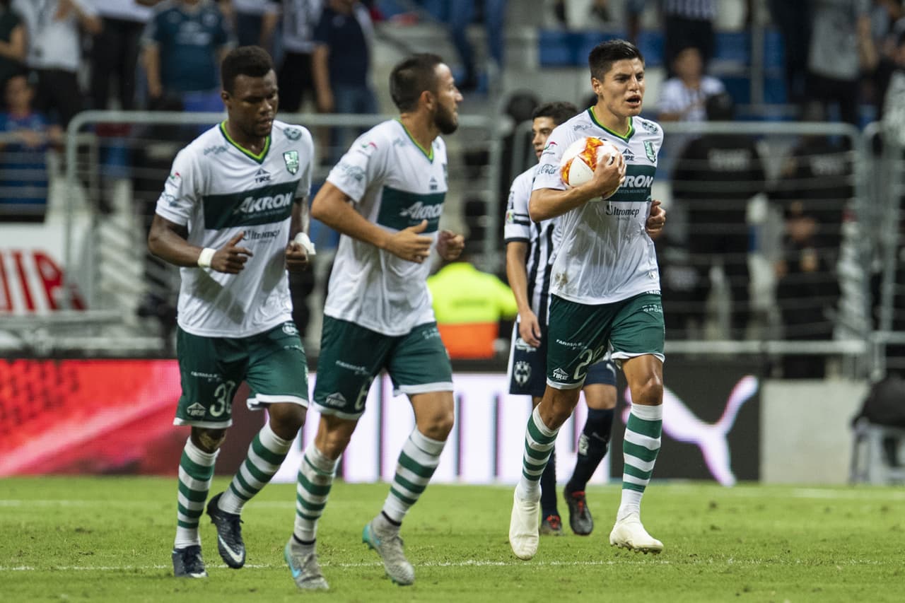 Y tanto fue así que a los 67 minutos, tras un centro al área, José Andrés Ramírez anotó un gol con la cabeza y acercaba 3-2 a los morelenses. Se ponía bueno el partido.