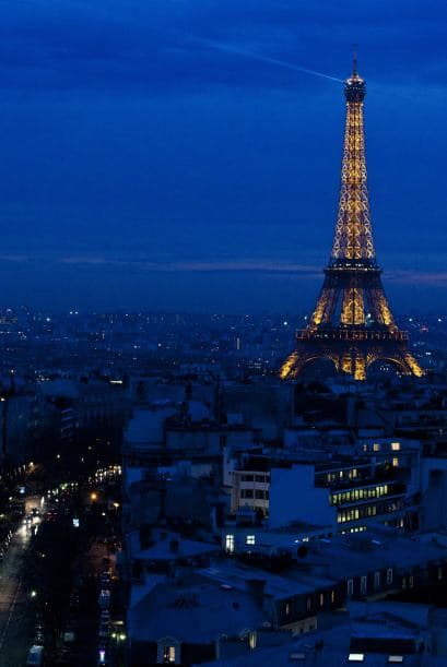 Gran parte de su suelo -situado a 54 metros de altura- se convertirá en una plataforma de cristal que dará al visitante la "sensación de estar flotando".