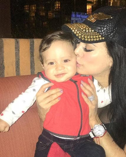 Maribel se convirtió en abuela con el nacimiento del pequeño José Julián, hijo de Julián Figueroa, el 2 de mayo de 2017.