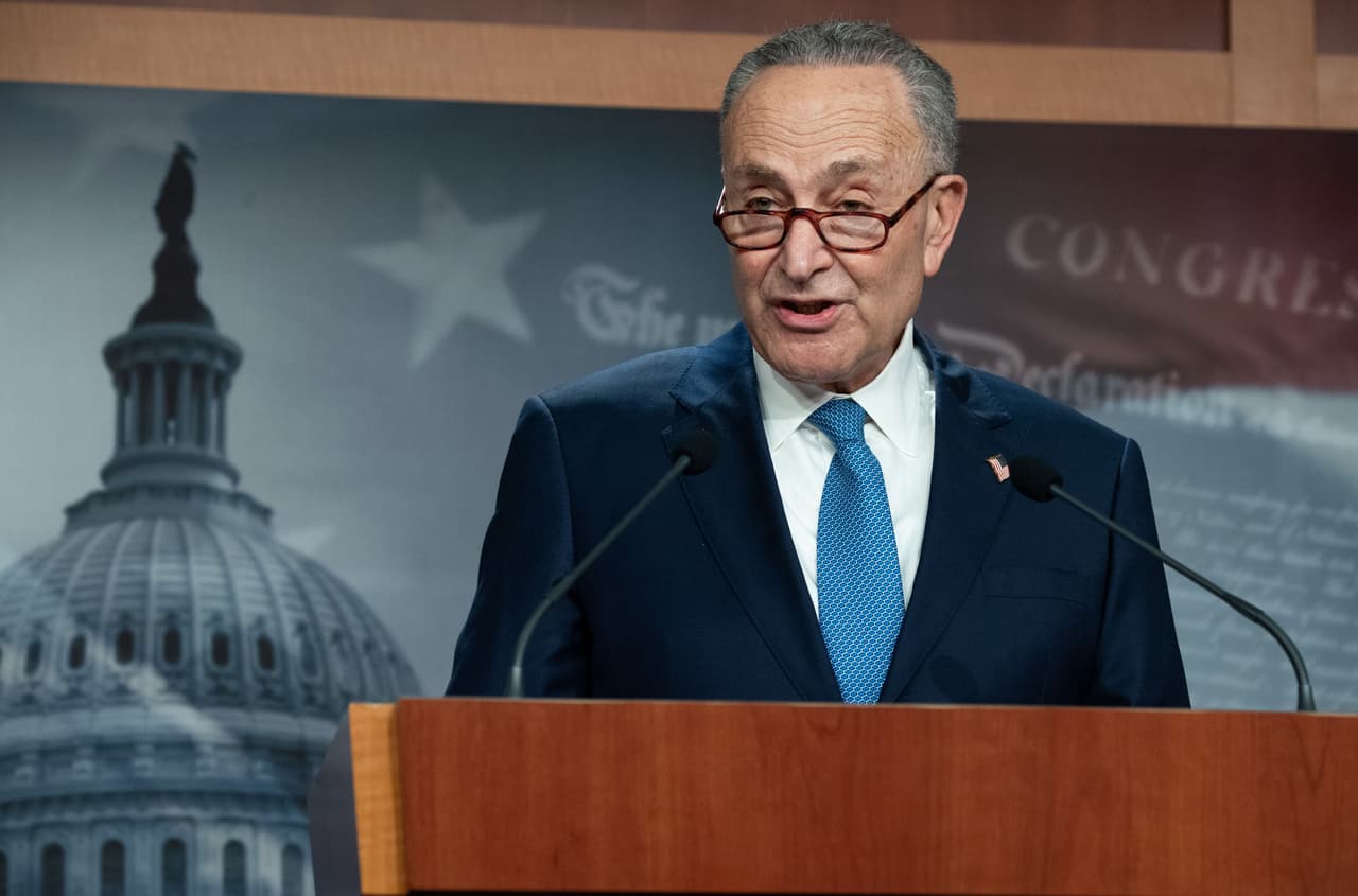 Impeachment de Trump es una de las tres prioridades del Senado, asegura Chuck Schumer