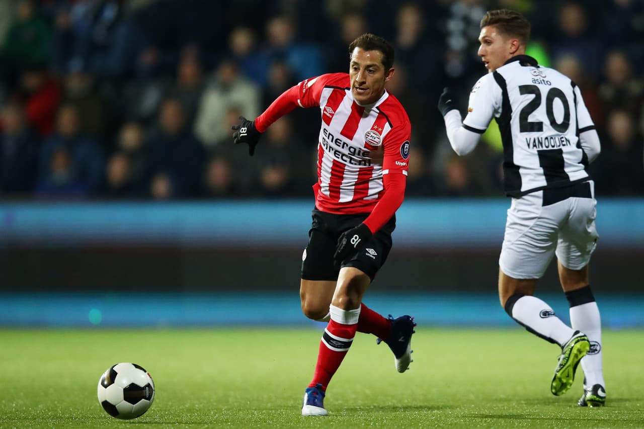 Guardado destacó por su calidad con balón y fue en Holanda donde empezó a prodigarse como contención con Phillip Cocu.