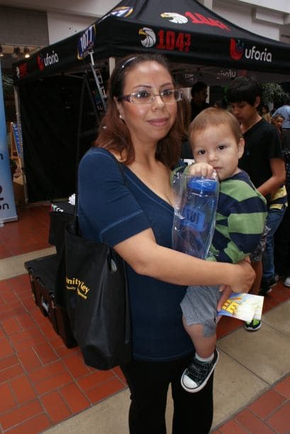 Miles se dieron cita a la octava edición de la Feria Para Aprender, en donde la comunidad hispana recibió información sobre educación en todos los niveles.