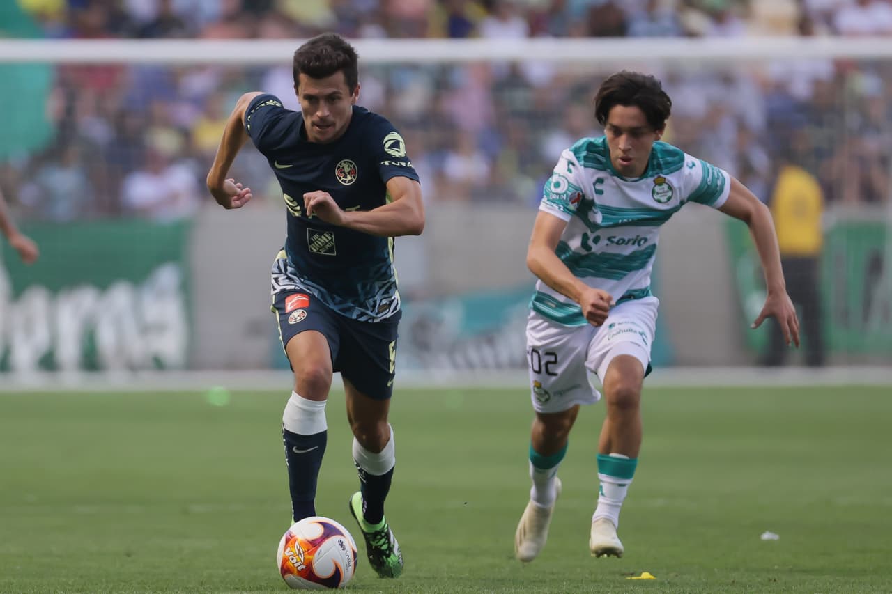 Roger Martínez hizo un golazo que fue suficiente para que el América derrotara a Santos en un duelo de preparación de cara al arranque del Apertura 2021.