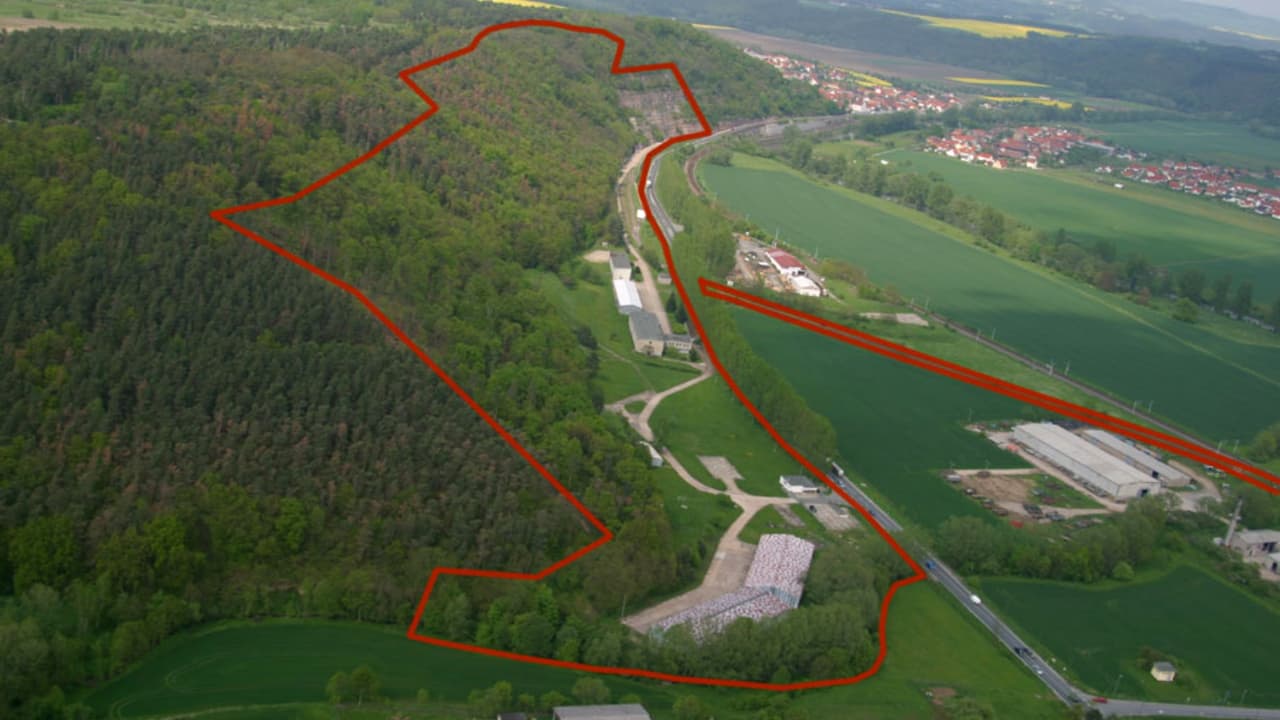 El área de la montaña atravesada por los túneles. “Vivos es el plan B de todos los clientes que quieren un refugio porque temen la llegada de una plaga, un ataque de Corea del Norte o una Tercera Guerra Mundial”, aseguró Vicino.