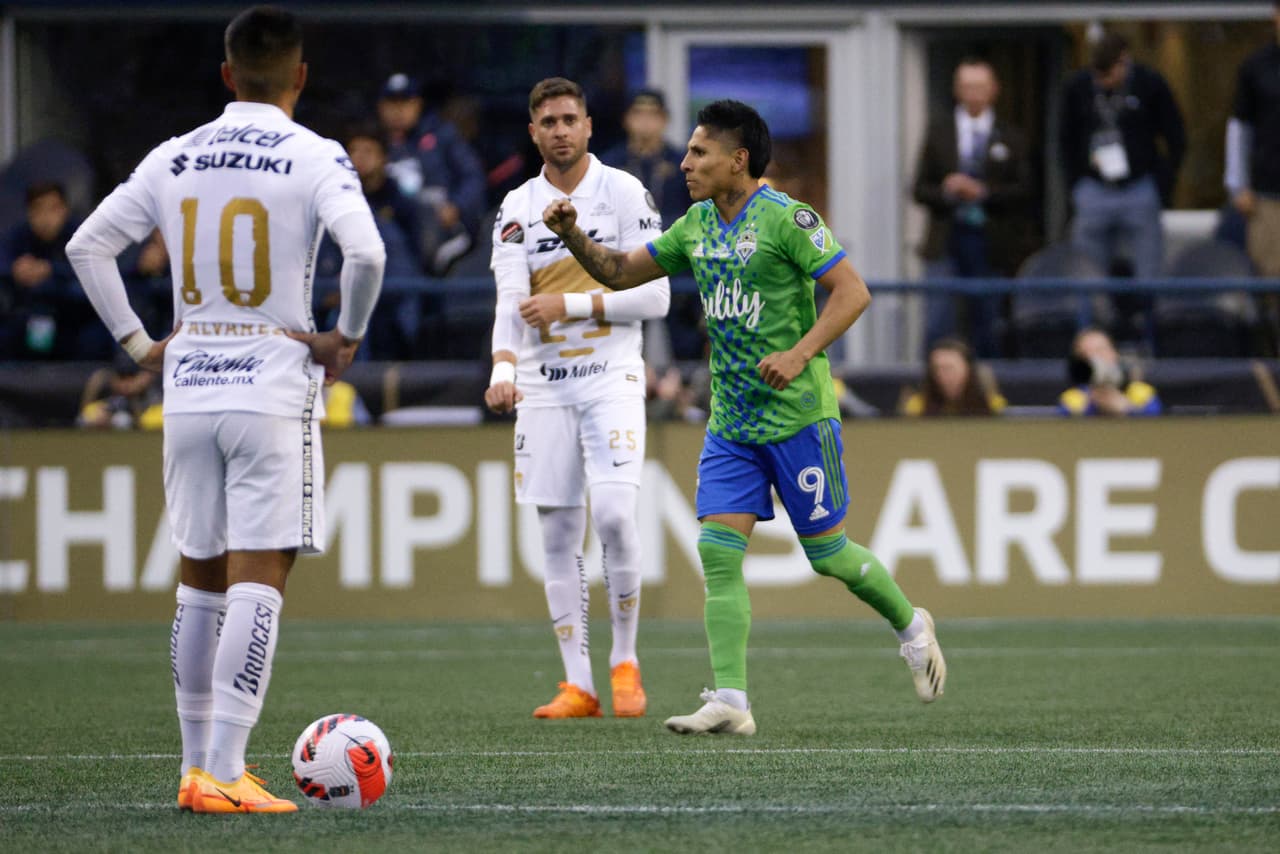 Seattle Sounders fue ampliamente superior a Pumas y se impuso con un doblete de Raúl Ruidíaz y otro tanto de Nicolás Lodeiro.