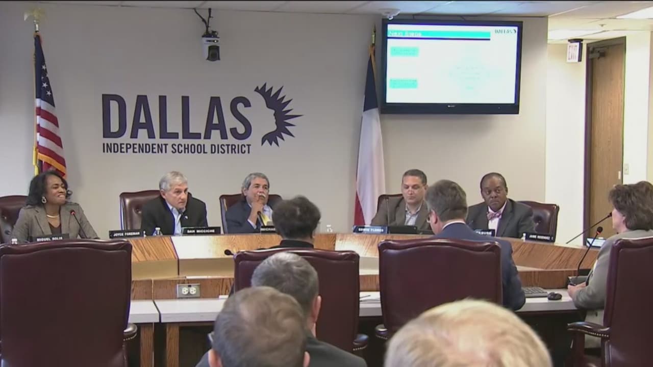El nuevo año escolar llega con aumento salarial en el Distrito Escolar de Dallas  