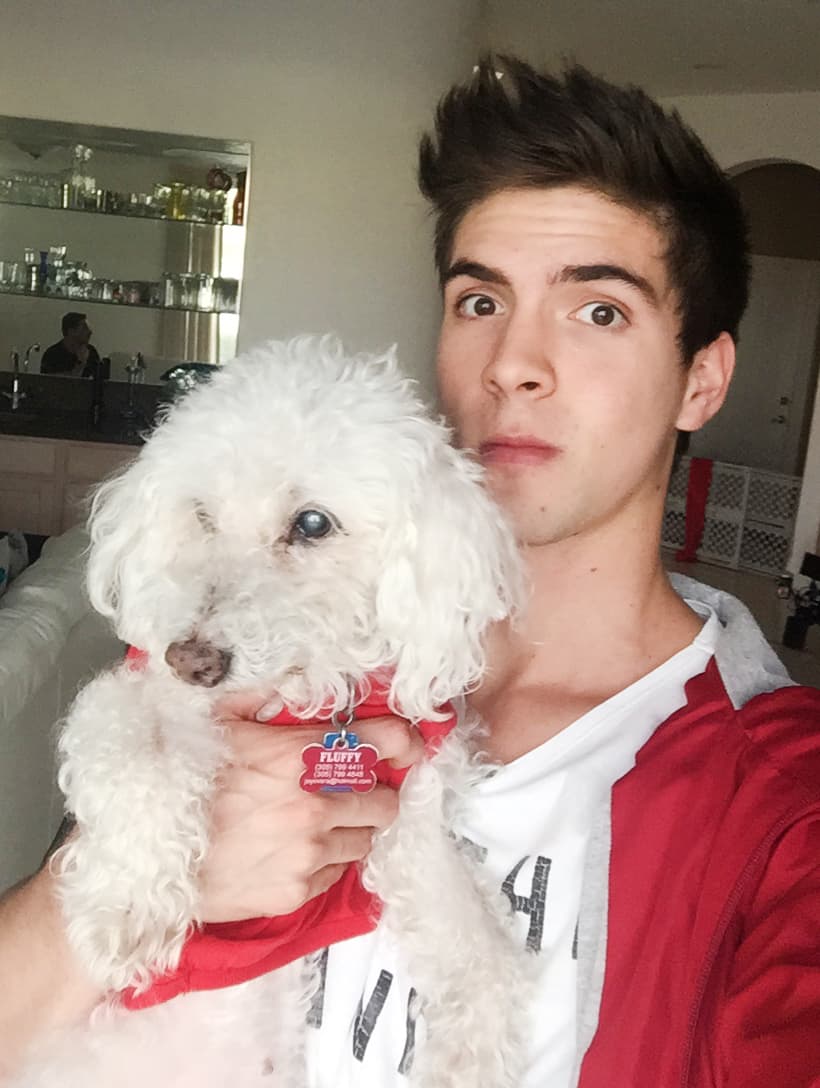 Johann es todo un animal lover. Son dos los amores de su vida y aquí te los presentamos. They are the cutest things!