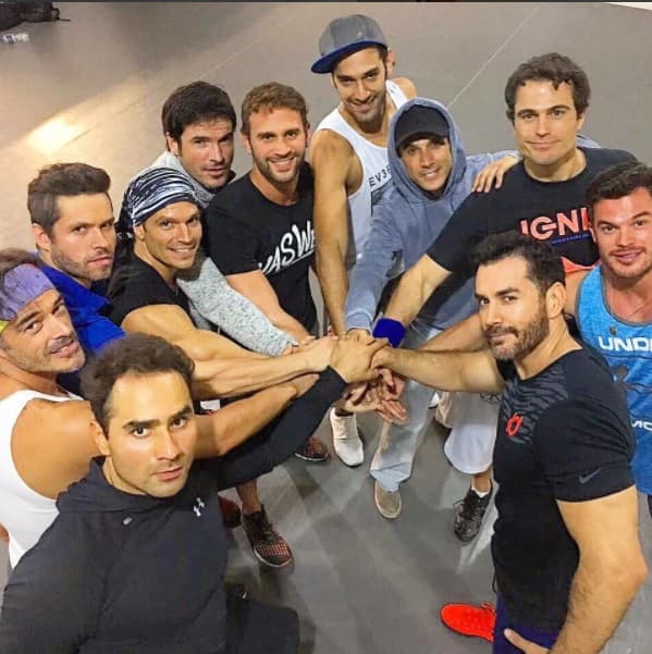 El show 'Sólo para mujeres' regresa bajo la producción de Sergio Mayer y Alexis Ayala, tras 20 años de haber producido el espectáculo por primera vez.