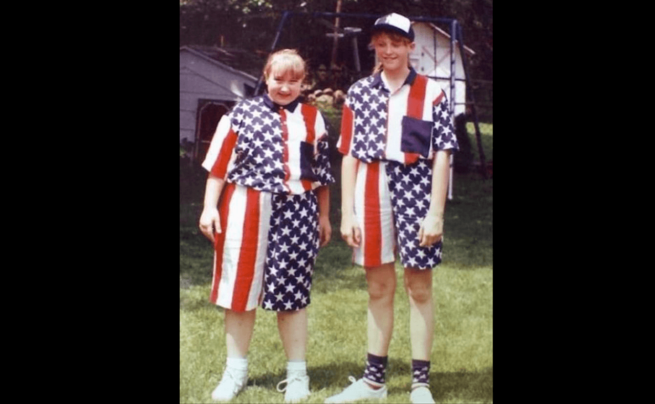 Todos tuvimos esas edad dónde aún no podíamos revelarnos contra nuestros padres y sus caprichos.