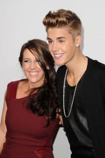 Justin Bieber dijo que su madre le dio drogas