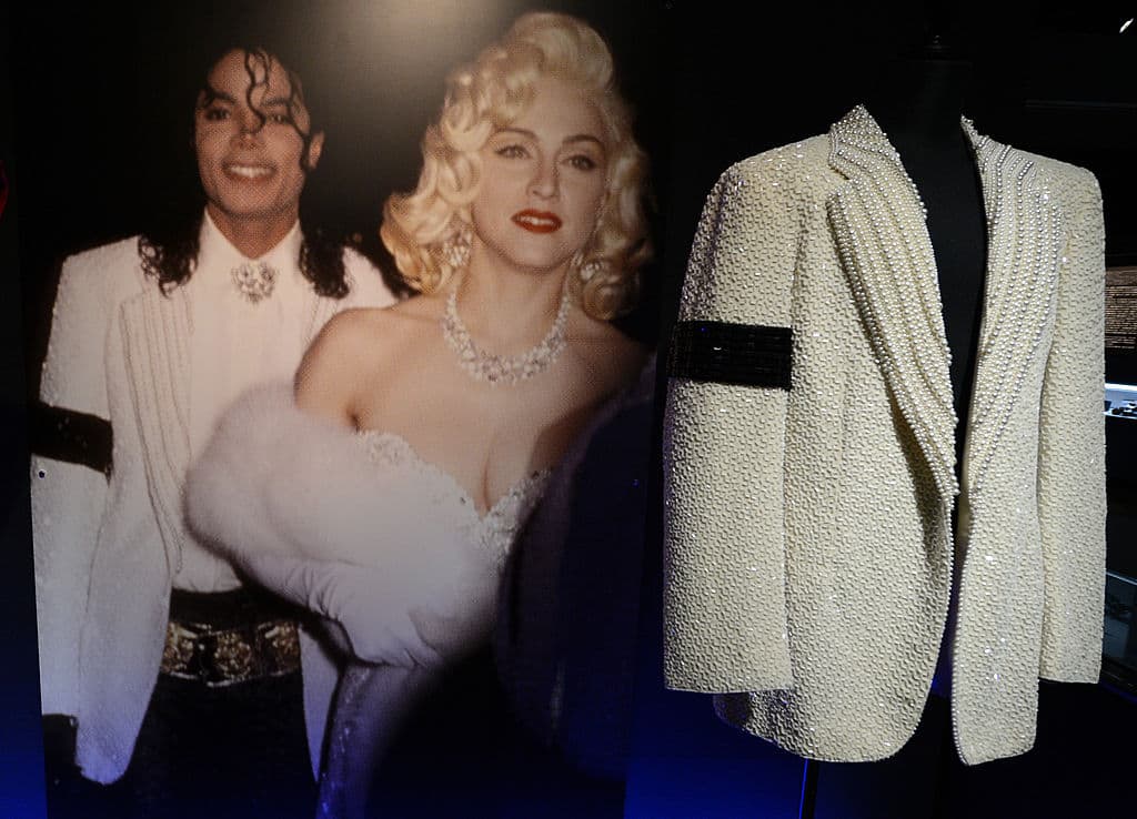 Las famosas empresarias revivieron el icónico momento en el que las estrellas del pop llegaron a la entrega 63 de los Premios Oscar en 1991.
<br>