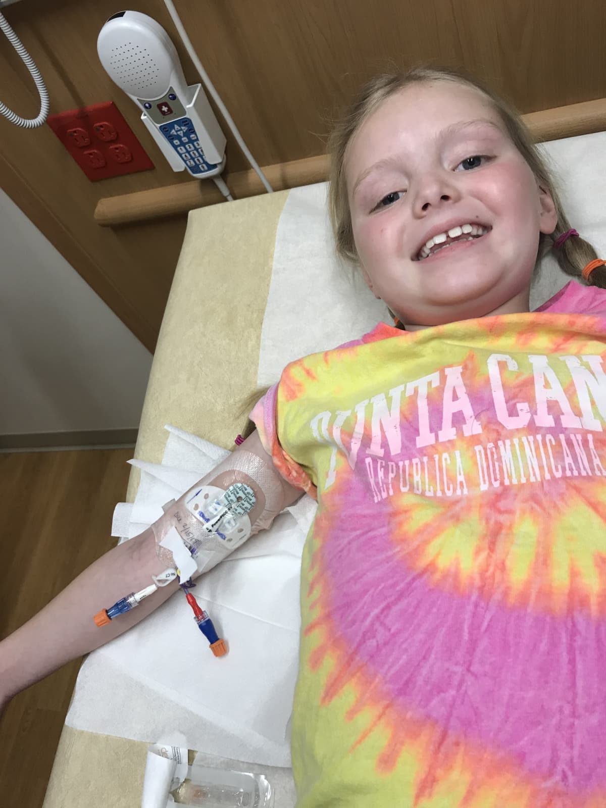 La pequeña de 7 años fue diagnosticada con DIPG (por sus siglas en inglés), un tumor cerebral que actualmente no tiene cura.