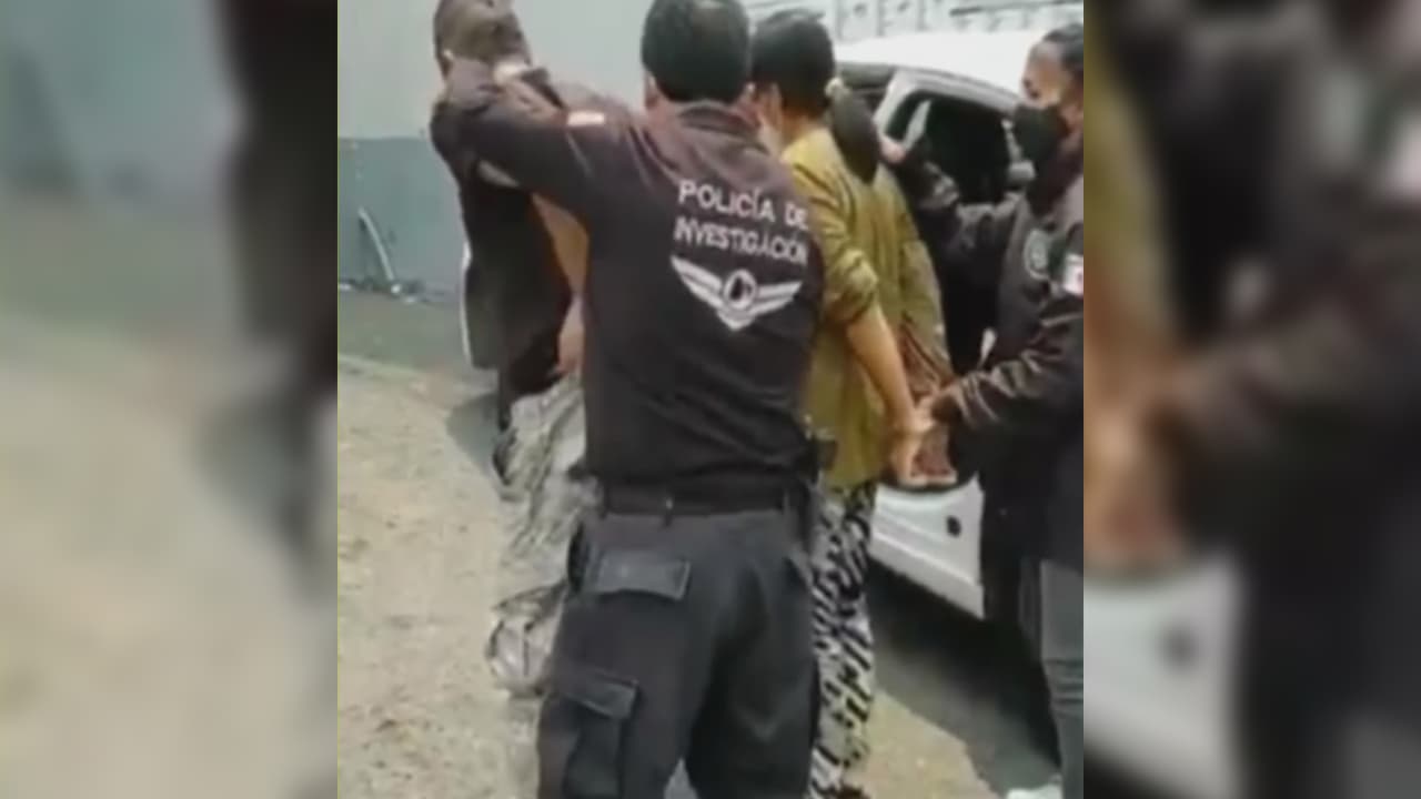 <b>Niña de 4 años murió tras agonizar de hambre: la madre fue arrestada</b>
<br>
<br>La madre y su pareja fueron detenidos por la policía en Ciudad de México. Vecinos narran que escuchaban gritos provenientes de la vivienda.