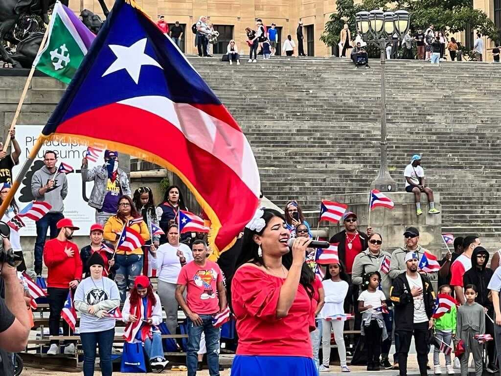 Este desfile, es obra del Concejo de Organizaciones de Habla Hispana de Filadelfia, conocido como El Concilio.
<br>