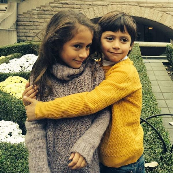 Por eso, en ocasiones la cantante sube imágenes de cuando eran más pequeños.