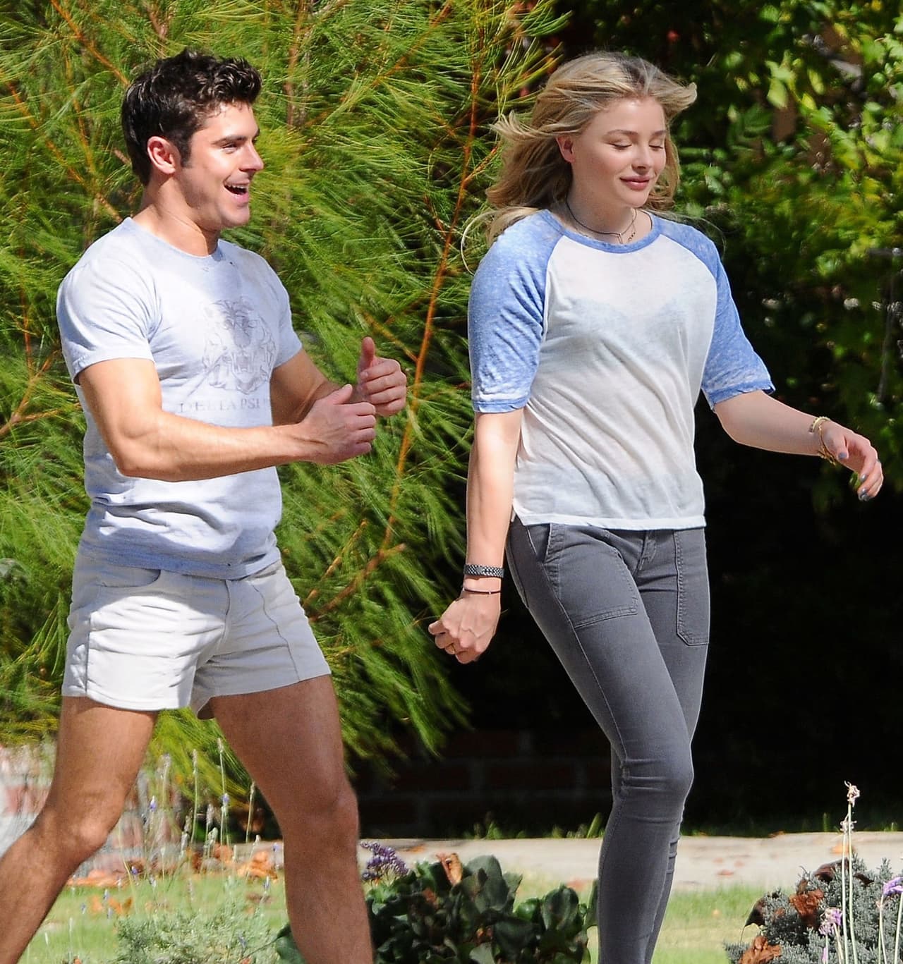 El director Nicholas Stoller no ha revelado muchos detalles relacionados a la película.