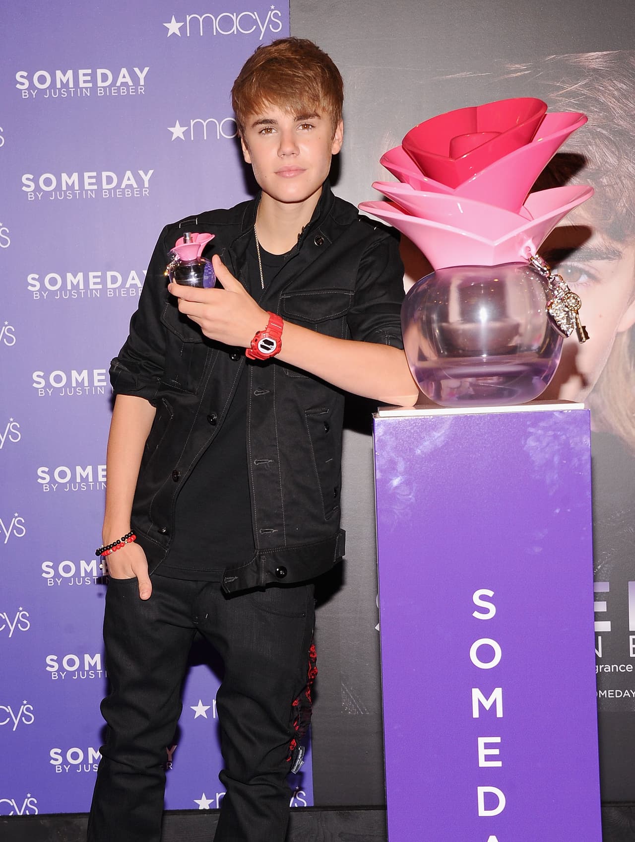 Justin Bieber no quedó atrás y nos regaló una parte de su aroma con ‘Someday’. Seguro que las ‘Believers’ lo usan siempre.