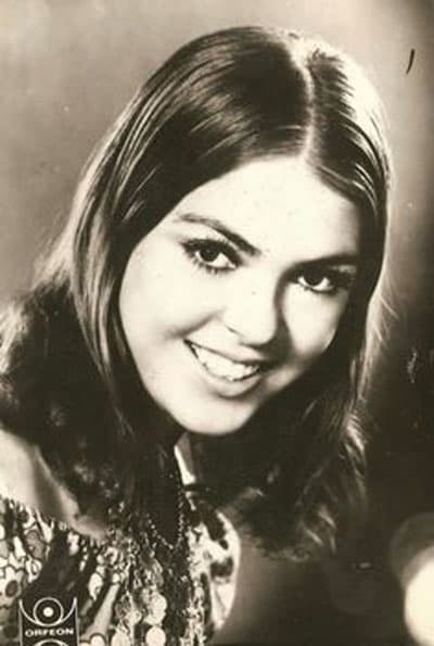 En ese entonces 
<b><a href="http://www.univision.com/temas/lupita-dalessio">Lupita</a></b> era una guapa jovencita que comenzaba a despuntar por su fuerte personalidad.