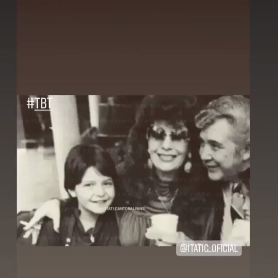 "Y que nunca descuide a la gente que me quiere y sobre todo el público que me ha hecho", agregó. 
<br>