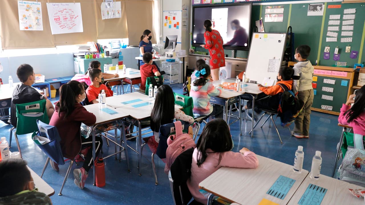 Jueza de Manhattan niega orden de restricción al mandato de vacunas en escuelas públicas