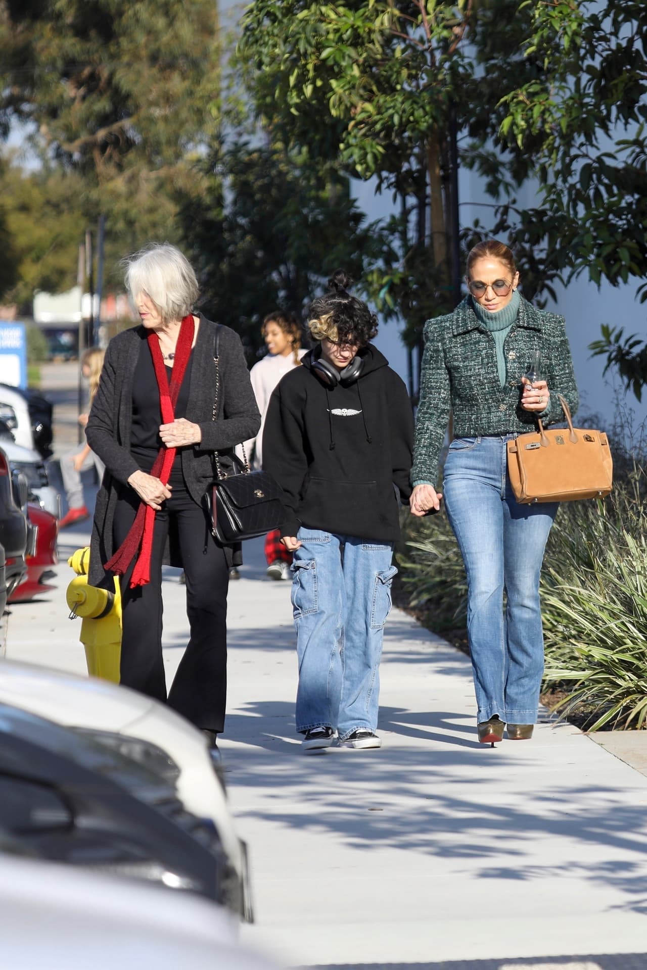 Christopher Anne Boldt, la madre del actor, también estuvo presente para apoyar a su nieta.
<br>