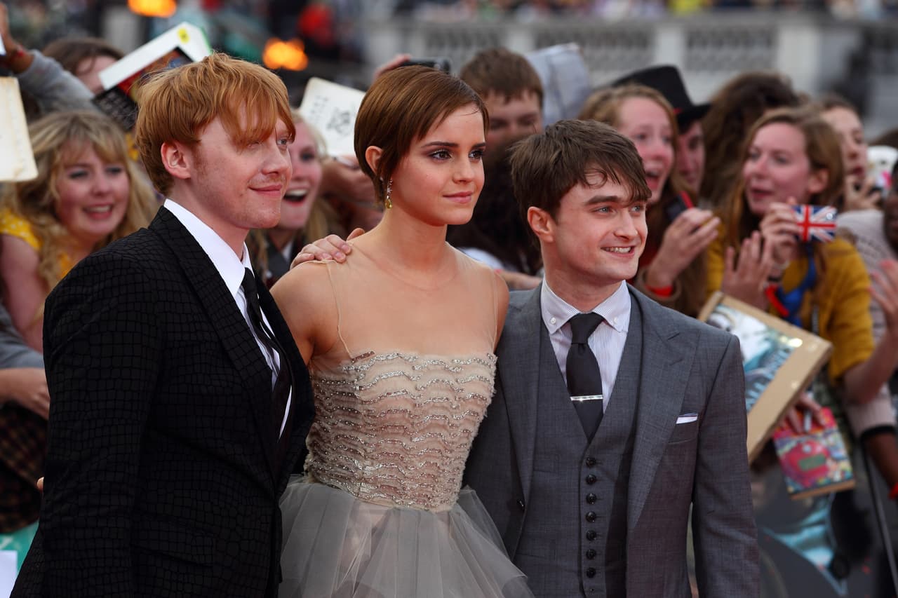 La última película de la saga de Harry Potter se estrenó en 2011 y la primera edición del libro se publicó el 1 de septiembre de 1998.