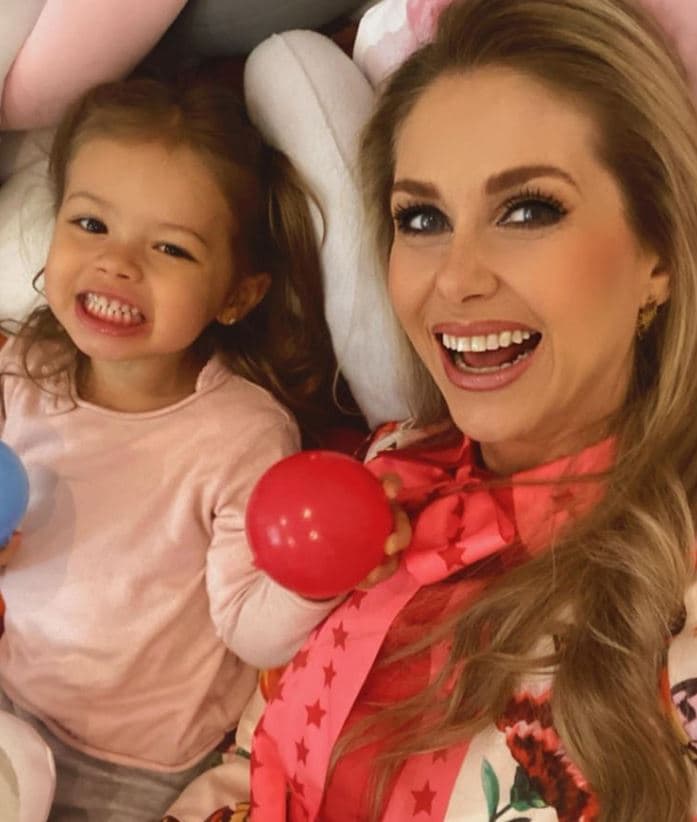 Ingrid reveló que estaba realmente preocupada porque iba a ser la primera vez que ella y Martina iban a estar separadas. No obstante, para su tranquilidad, su nena fue muy feliz en la escuela e incluso no se quería ir a su casa.