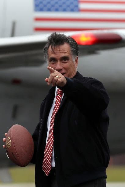 Romney, mormón, millonario de 65 años padre de cinco hijos y abuelo de 18 nietos, acumula éxitos profesionales: graduado en Harvard, inteligente consultor, jefe admirado, salvador de los Juegos Olímpicos de invierno de Salt Lake City en 2002, gobernador republicano del estado demócrata de Massachussetts de 2003 a 2007.