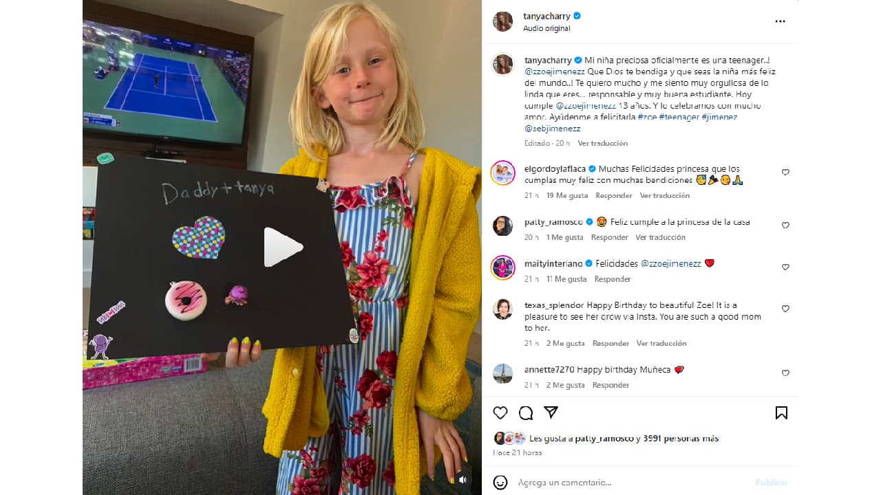Tanya Charry felicita a Zoé por sus 13 años.
