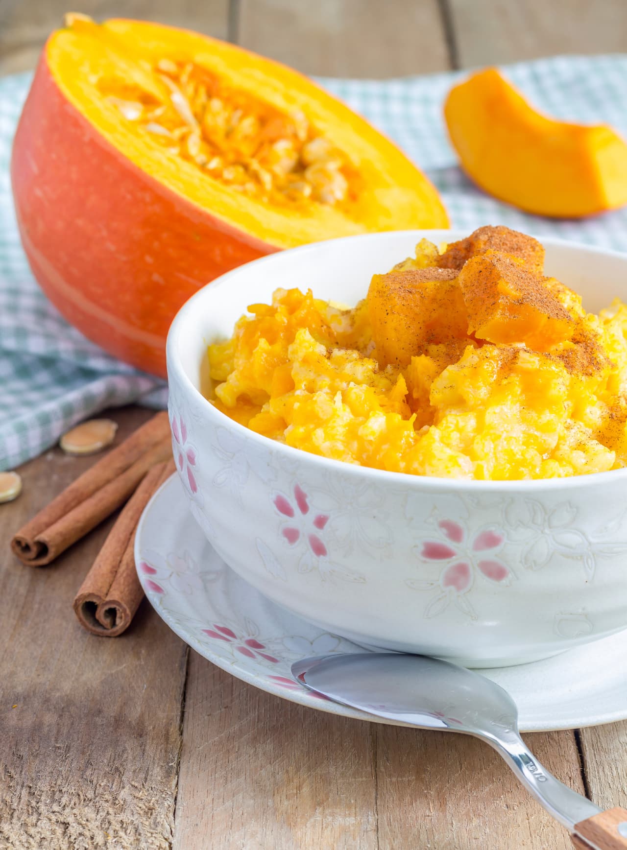 Cocerla con azúcar para hacer un postre riquísimo es también una buena opción, además tradicionalmente este dulce se añade a la ofrenda de los muertos.