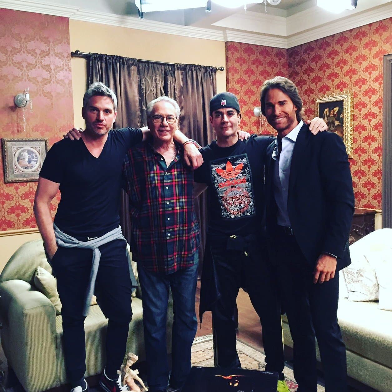 ¡Ahhh! Estos galanes robaron y robaron suspiros cada noche.