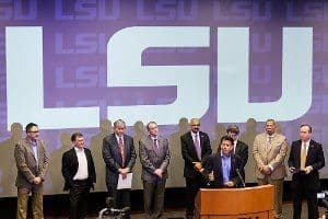 La buena noticia es que la Universidad toma en cuenta las necesidades económicas que pueden tener dichos estudiantes, otorgando préstamos de emergencia. (Imagen tomada de la web de la universidad).