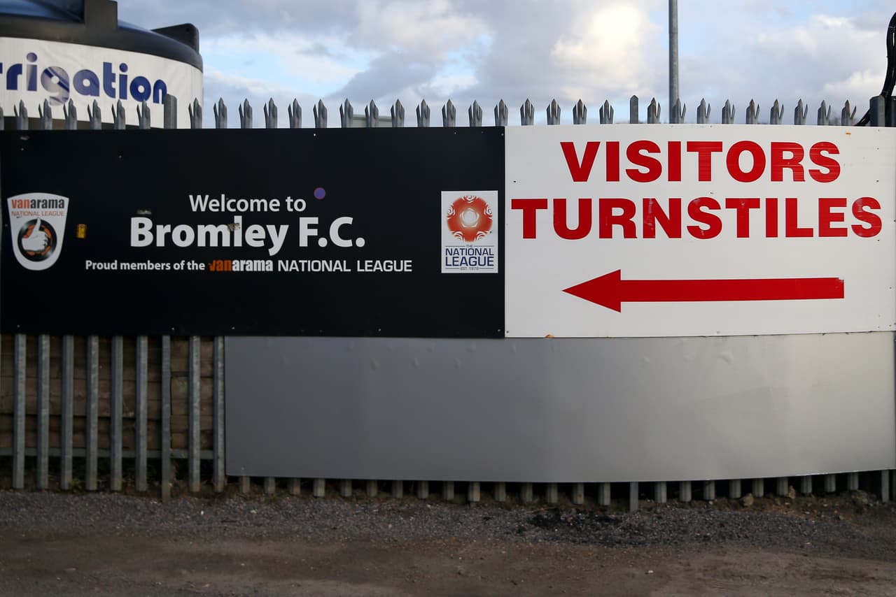 Tras la suspensión de actividades en la liga inglesa, la desolación en los estadios es abrumadora.