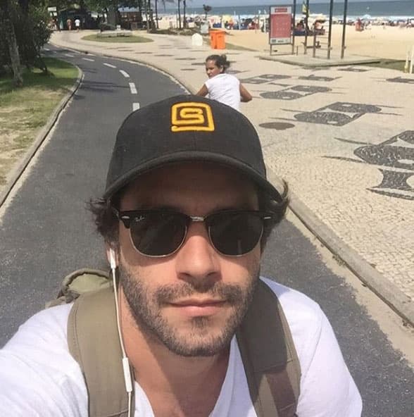 Guilherme Winter es 'Rubén'. Nació el 28 de agosto de 1979 en São Paulo, Brasil. Antes de dedicarse a la actuación estudió la licenciatura de diseño industrial, pero abandonó la universidad para trabajar en un complejo vacacional.