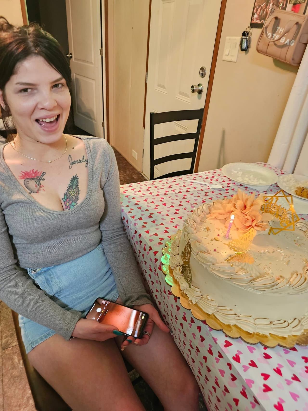 <b>Desaparición y hallazgo</b>: Minelys Rodríguez, de 25 años, fue reportada como desaparecida y posteriormente hallada sin vida después de salir de un Walmart en Georgia.