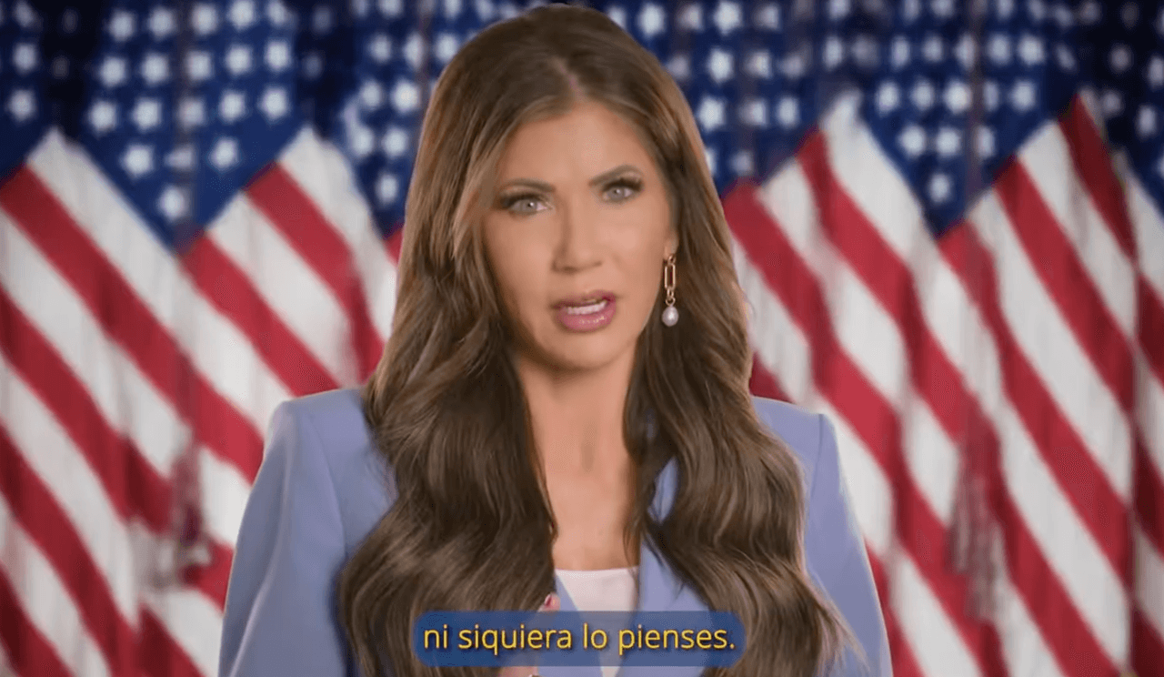 Qué hay detrás de la polémica por la "propaganda de Trump" en la TV mexicana