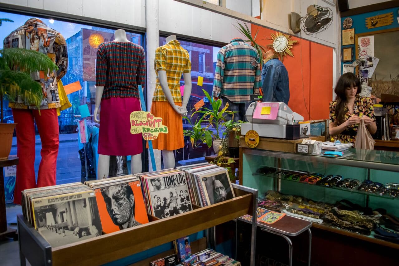 Entonces decidieron abrirla en el 2008. La tienda está localizada el 1425 W 18th St.