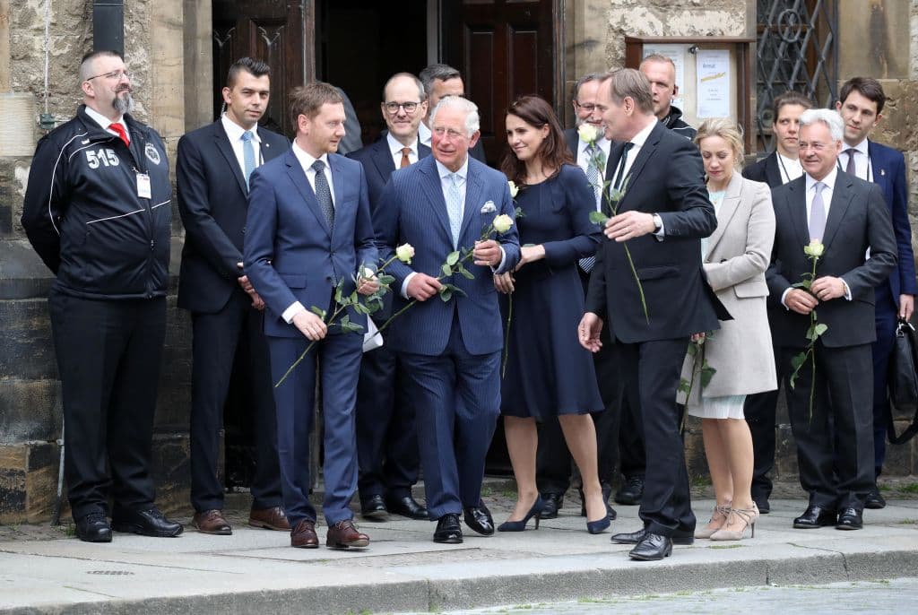 Estarán de gira en Alemania hasta el 10 de mayo, cuando regresarán al Reino Unido para conocer al nuevo nieto.