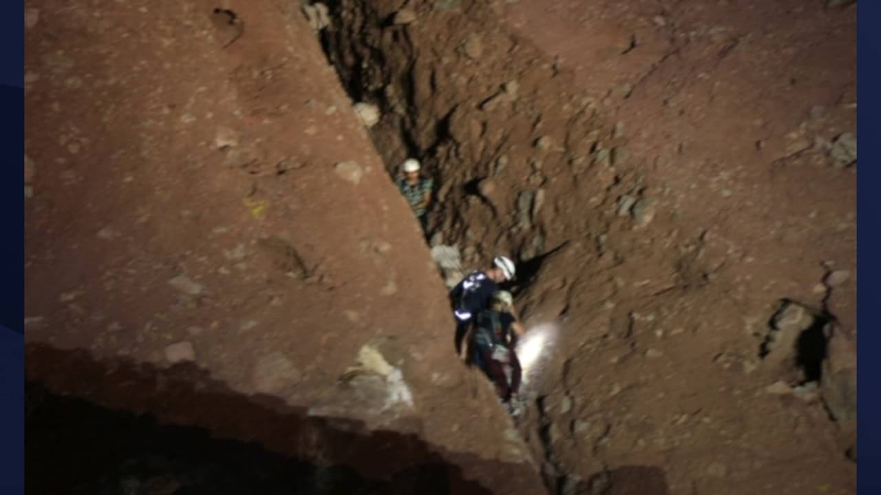 Rescatan a excursionistas en una montaña de Arizona