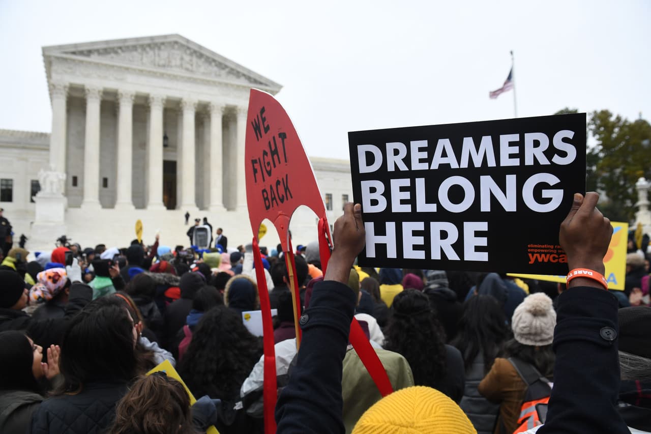¿Sobrevivirá DACA? Claves del fallo que mantiene a los 'dreamers' en un limbo legal