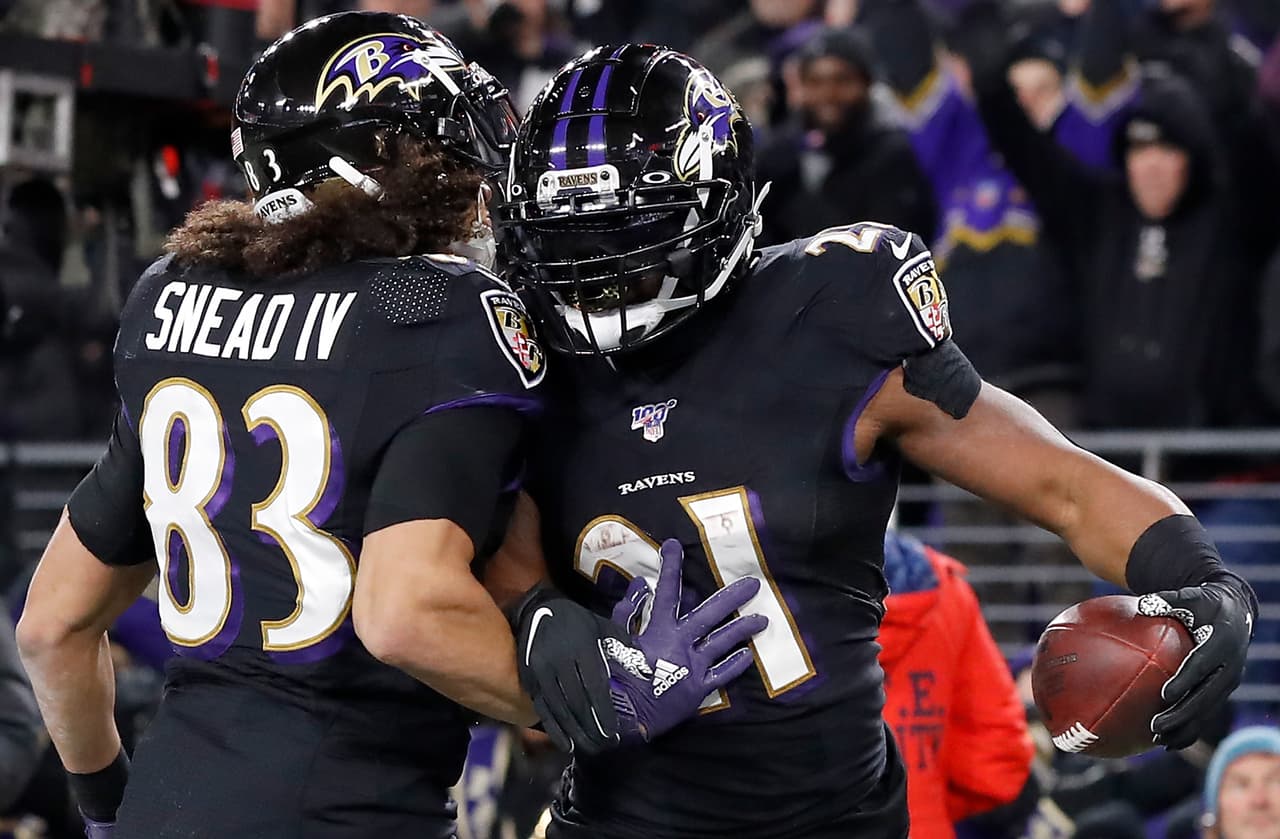 Ravens se imponen con autoridad 42-21 a New York Jets y aseguran su presencia en Playoffs.